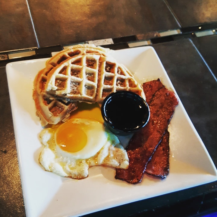 Will's Social Bistro & Lounge